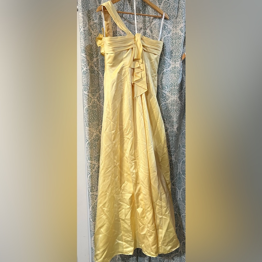 Davids Bridal Golden Yellow Gown Prom Homecoming Dress - Picture 3 of 13